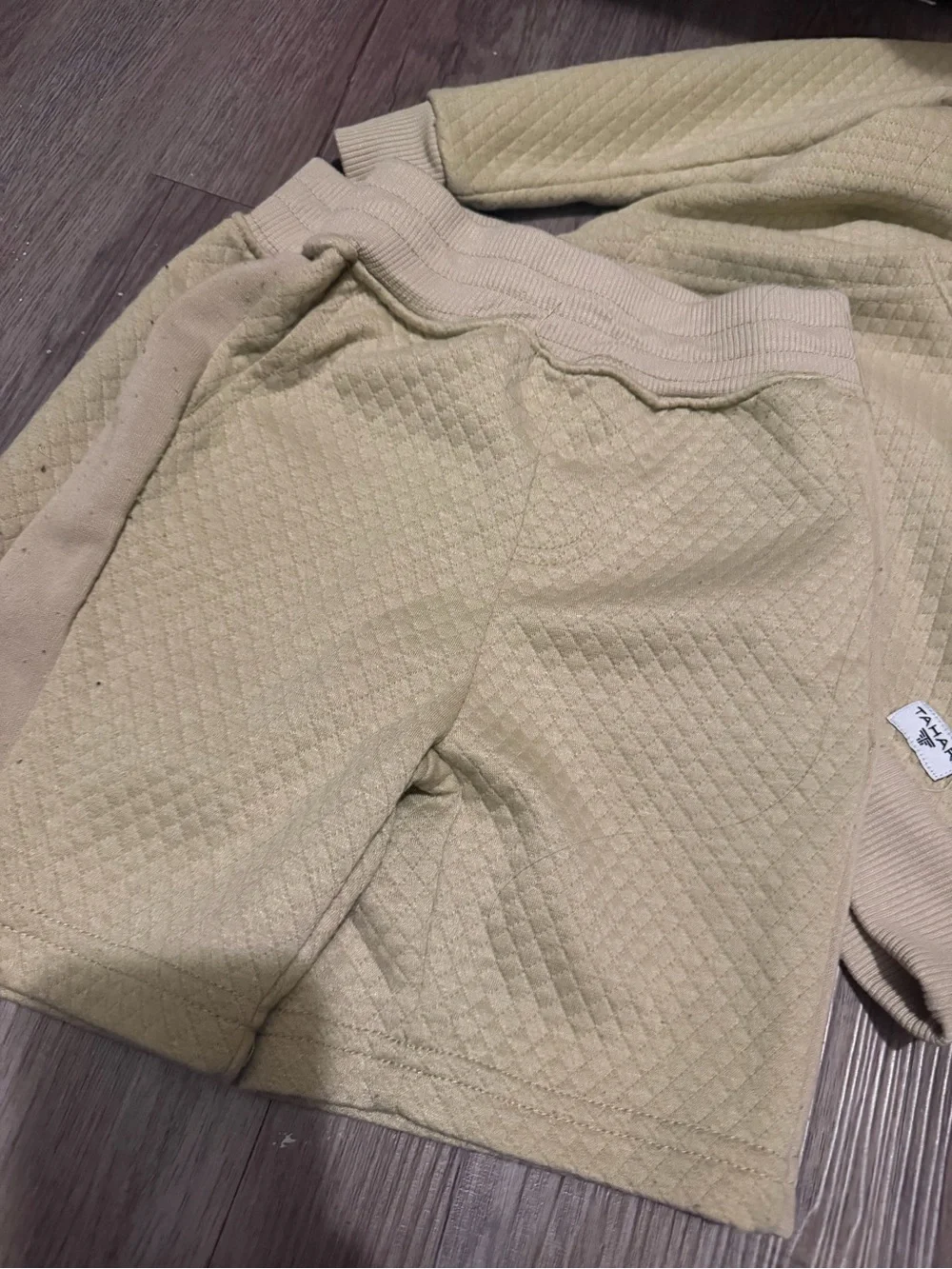 Kids Quilted Hoodie & Shorts Set - Cream- 4T- nwt